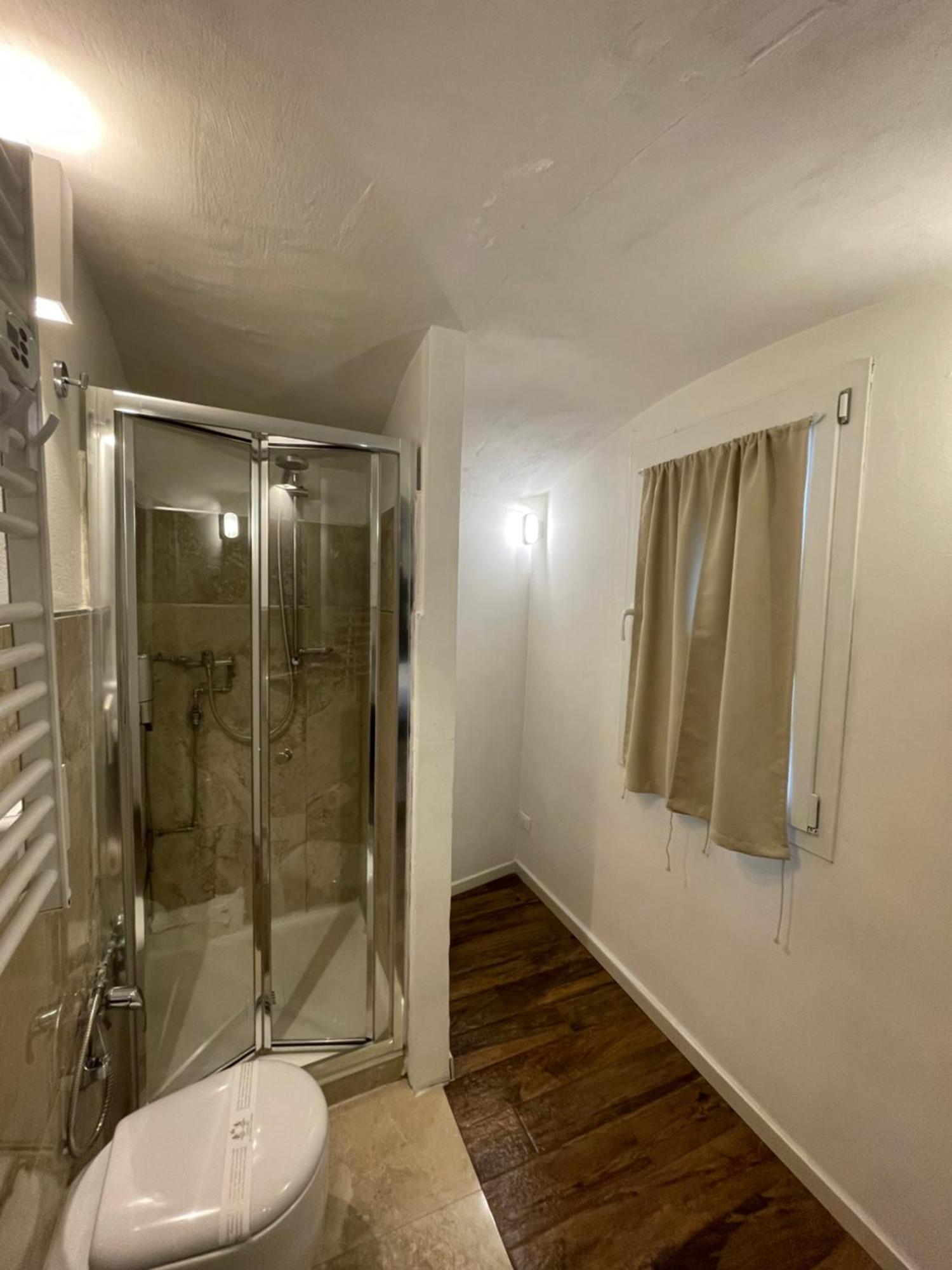 Luxury 4 Al Duomo Di Parma Apartment Ngoại thất bức ảnh